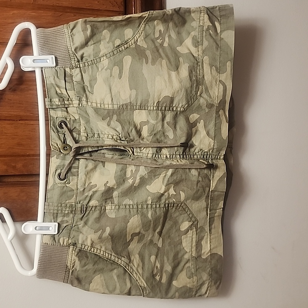 Joie Size 12 Camo Camouflage Skirt Like New